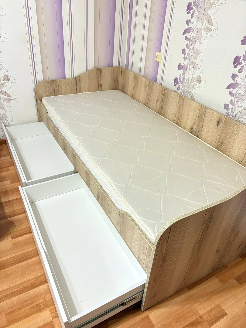 Продаётся детская кровать. - миниатюра 4