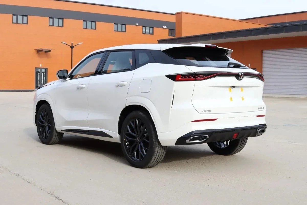 Новый автомобиль Changan UNI‑Z - миниатюра 7