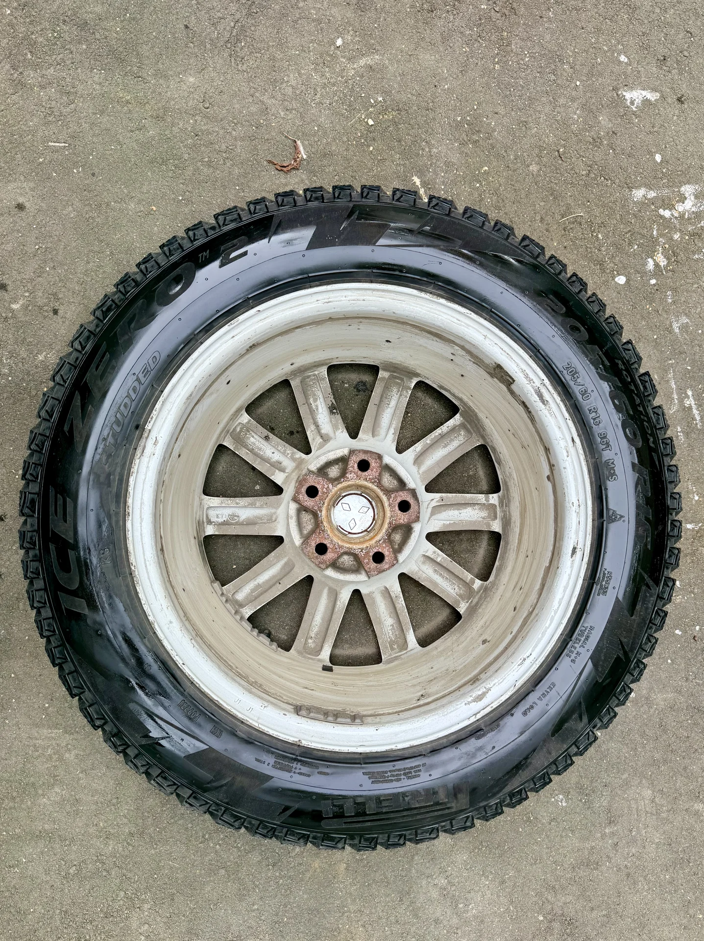 Колеса шипованные Kia Hyundai Mitsubishi 5/114.3 - миниатюра 3