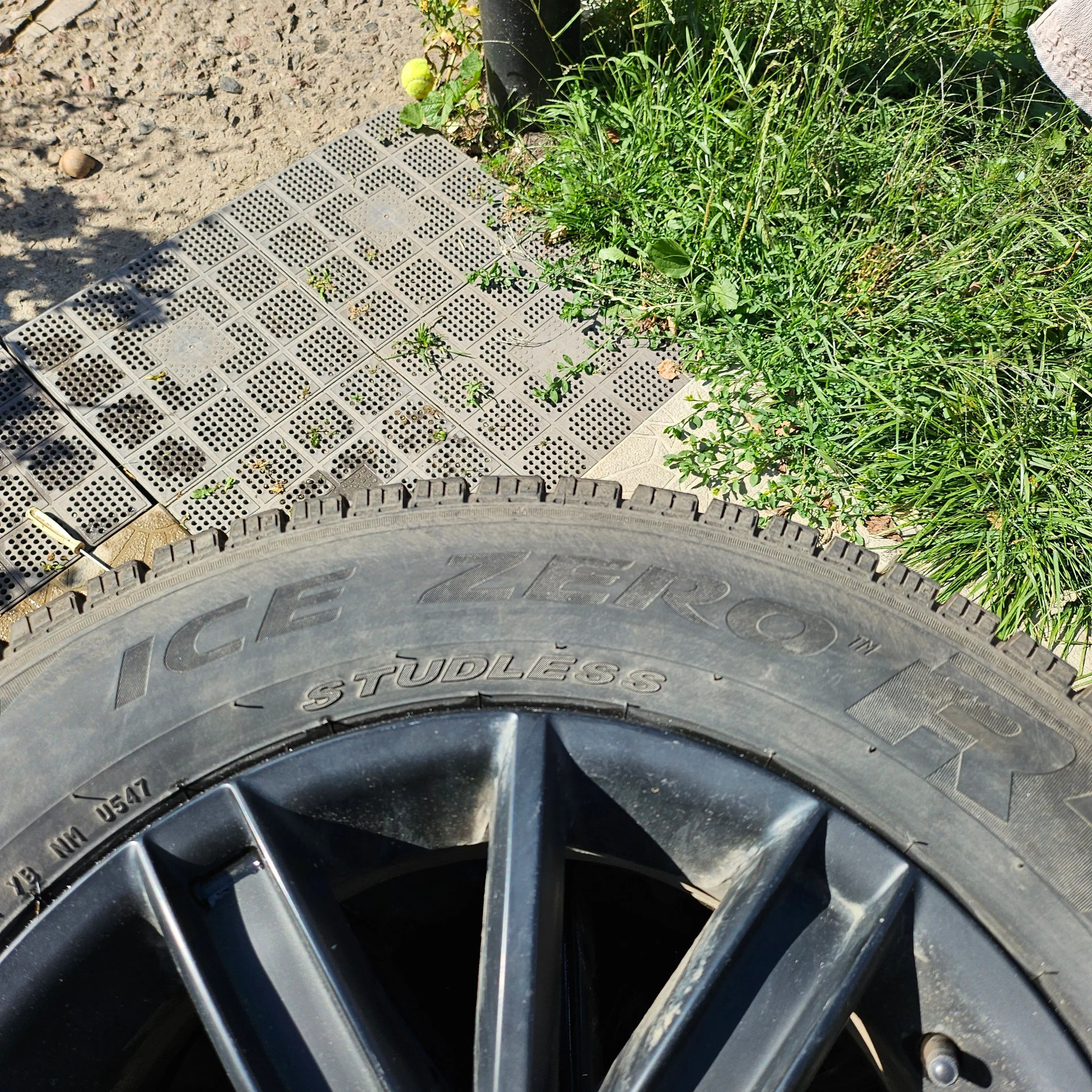 Колёса PIrelli ice zero FR 215/65 R16 - миниатюра 6