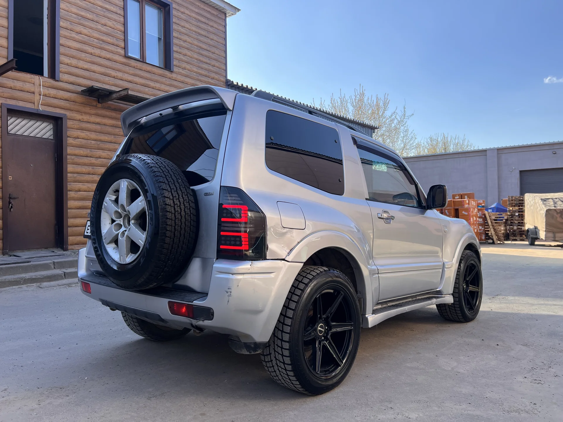 Mitsubishi pajero - миниатюра 9