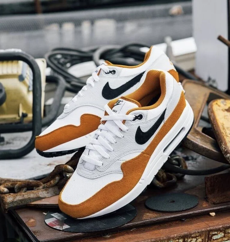 Кроссовки Nike Air Max 1 42,5eu/9us - миниатюра 3