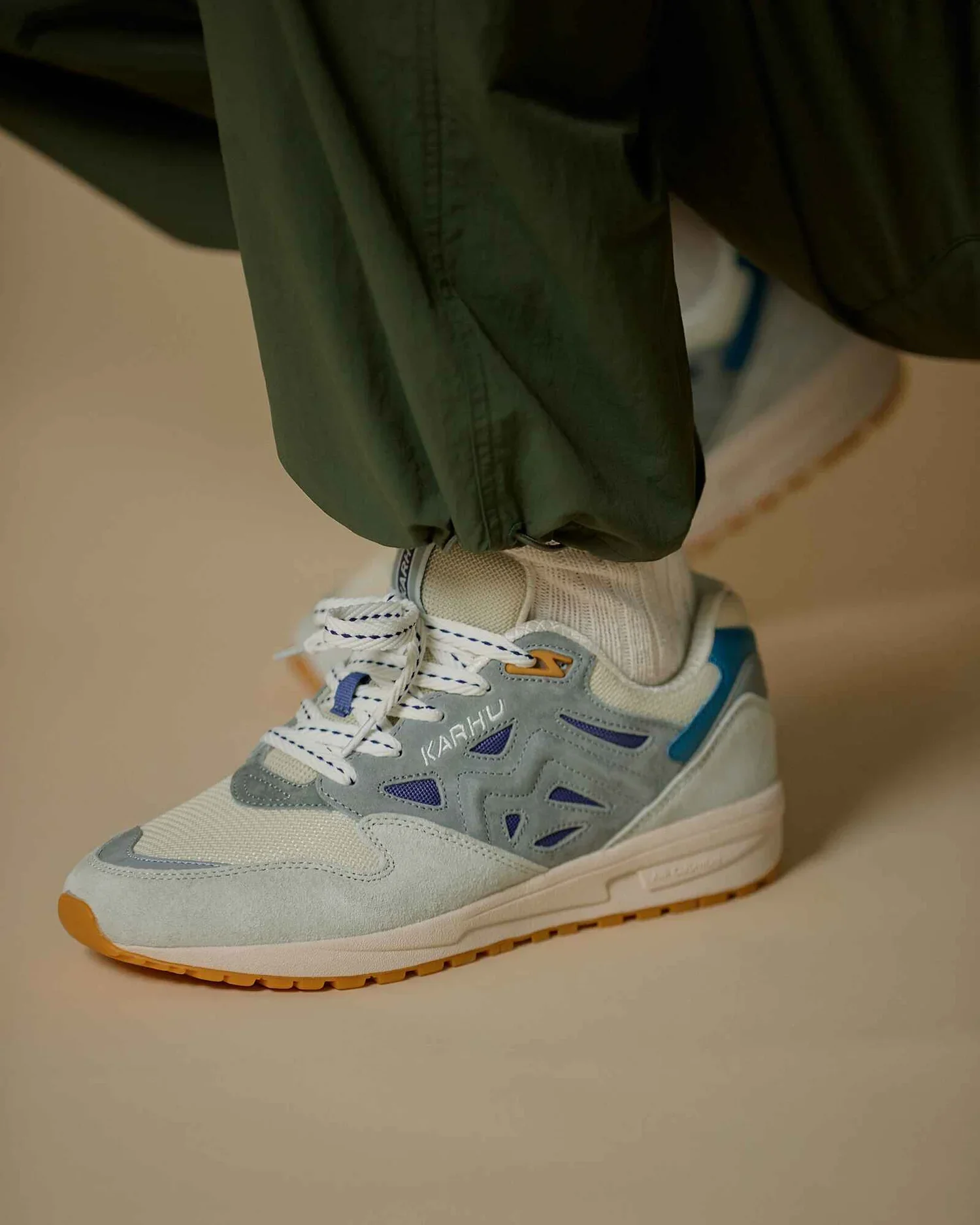 Кроссовки Karhu Lеgaсy 96 44,5eu/10,5us - миниатюра 5