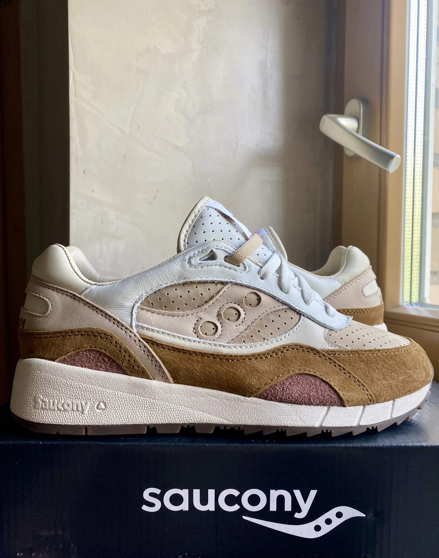 Кроссовки Saucоny Shadow 6000 43eu/9,us - изображение 1