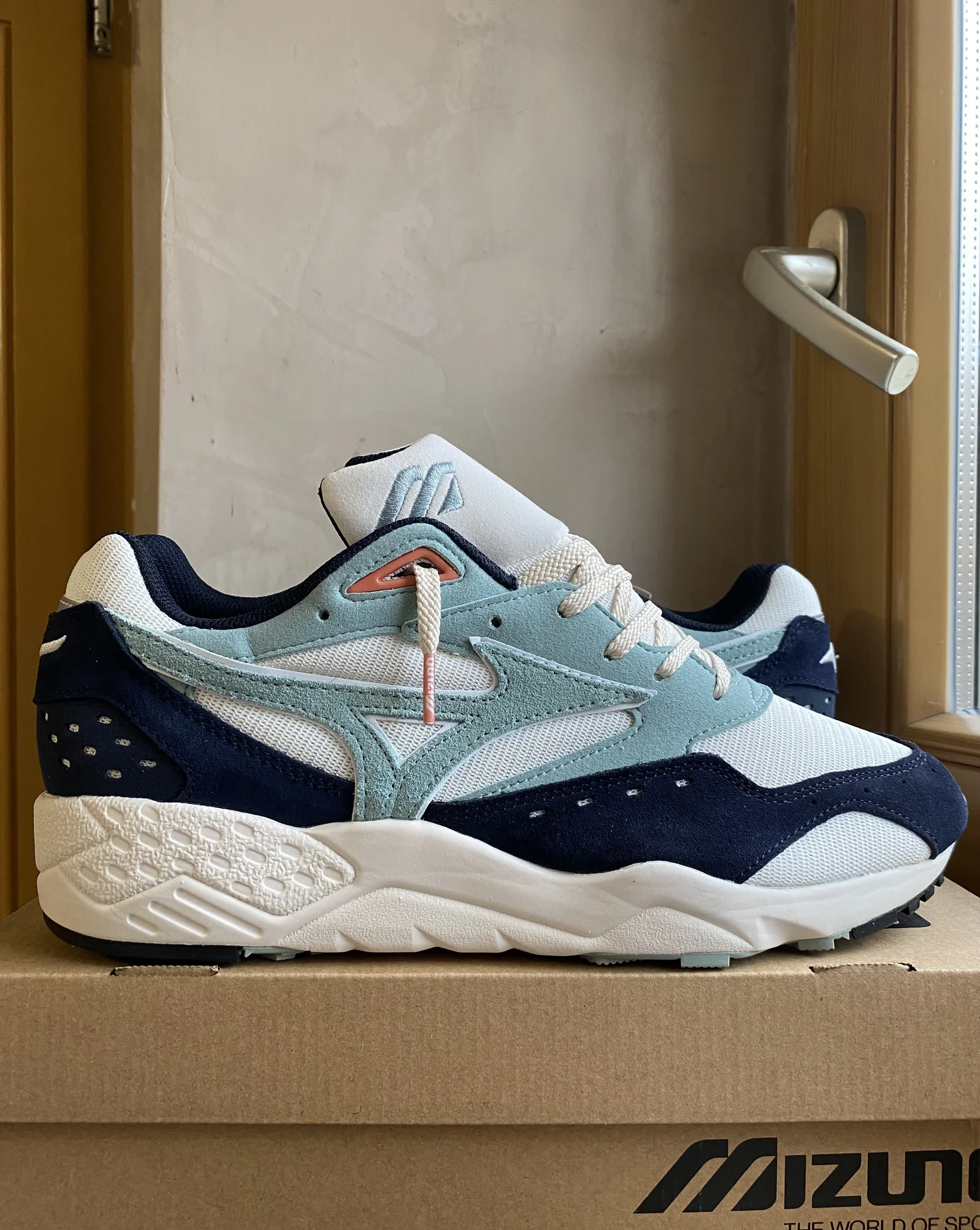 Кроссовки Mizuno Contender 41eu/8,5us - изображение 1