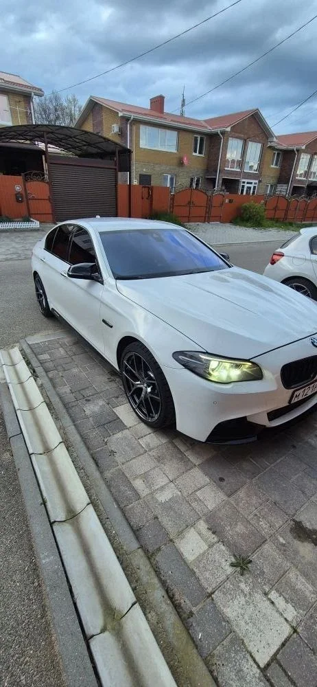 BMW 5 серия 2.0 AT, 2015, 175 000 км
