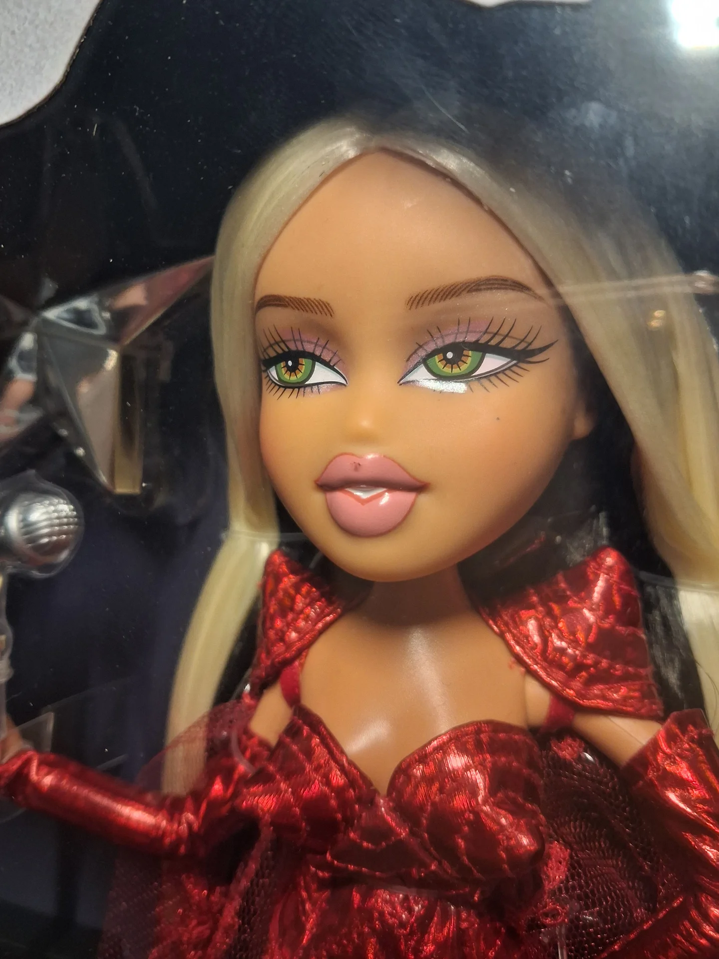 Братц Bratz Lola Indigo - миниатюра 2