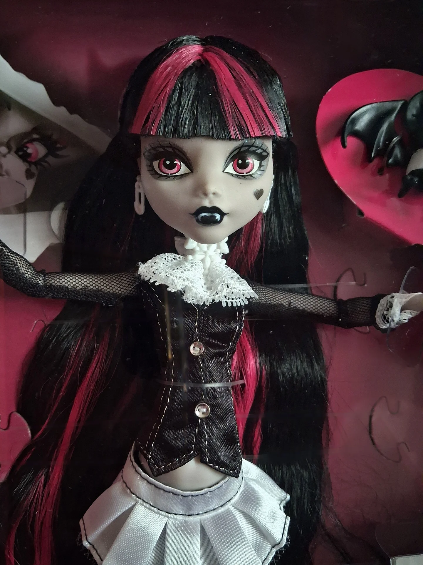 Monster high reel drama дракулаура - миниатюра 3