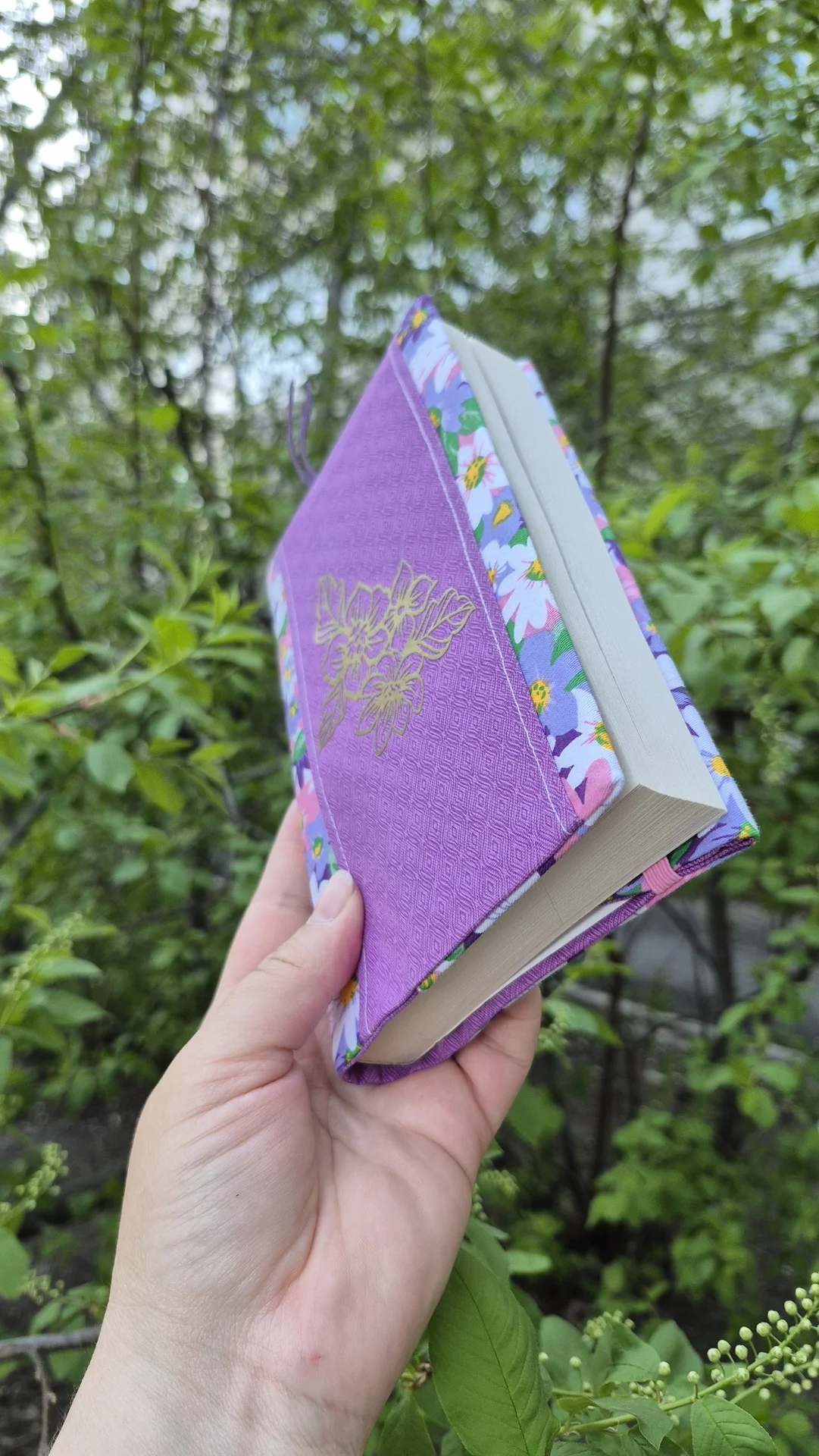 Комплект из обложки для книги и закладки. Подарок книголюбу - миниатюра 6