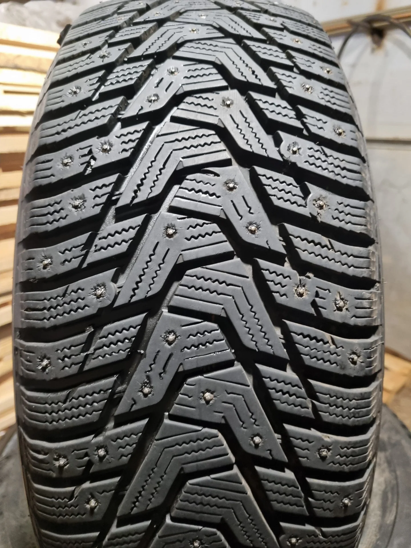 Шины Hankook Winter i'pike  RS2 225/55 R17 4 шт - миниатюра 3