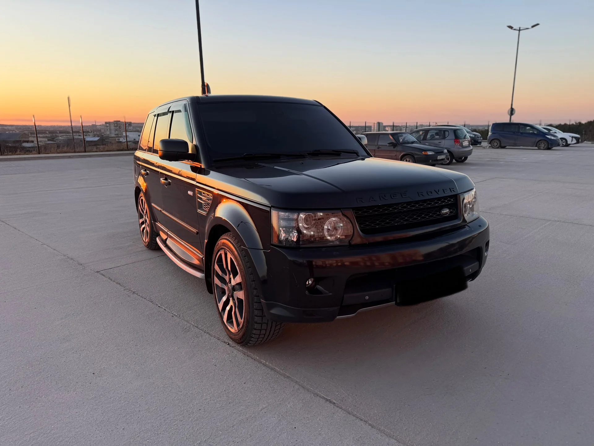 Range Rover Sport - миниатюра 3