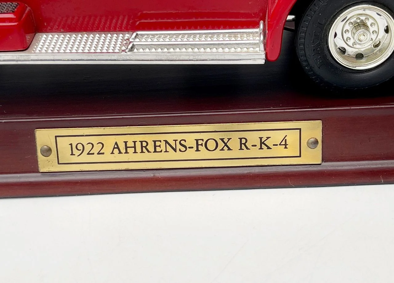 Коллекционная модель 1922 Ahrens-Fox R-K-4, 1:32 - миниатюра 9