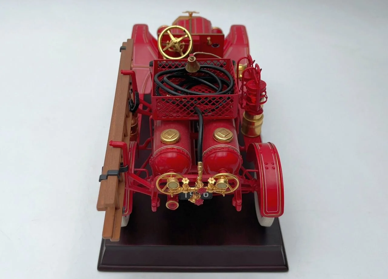 Коллекционная модель 1916 Model T Fire Engine - миниатюра 5