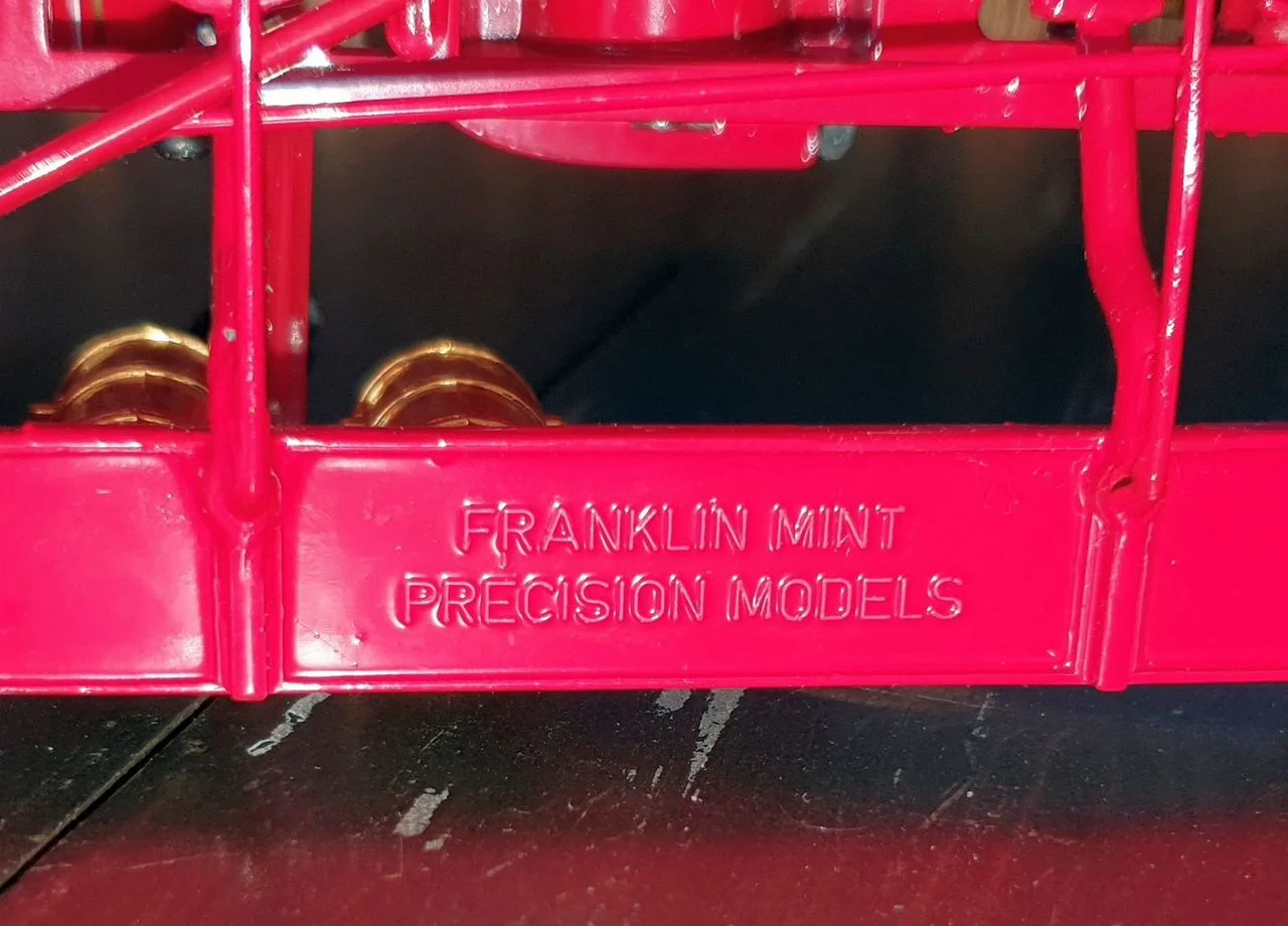 Коллекционная модель 1916 Model T Fire Engine - миниатюра 7