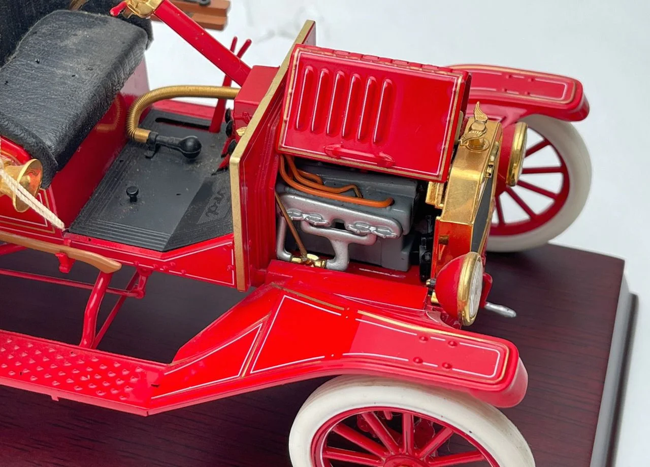 Коллекционная модель 1916 Model T Fire Engine - миниатюра 8