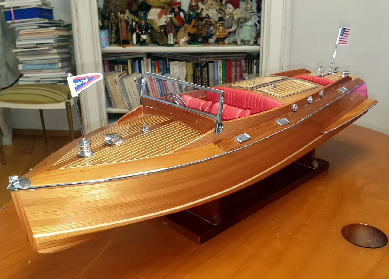 Модель катера Chris Craft Runabout L62 - изображение 1
