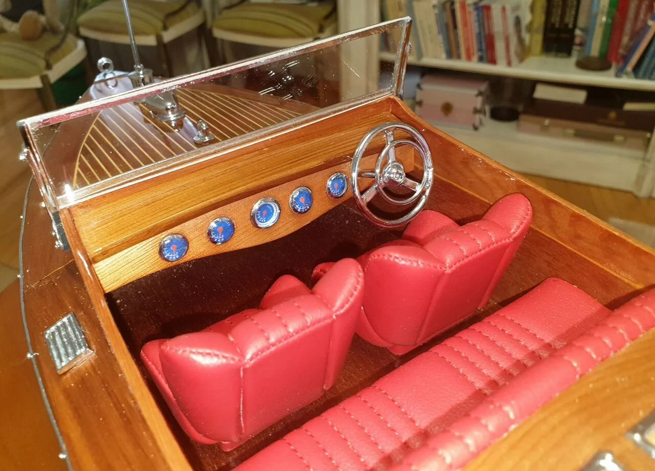 Модель катера Chris Craft Runabout L62 - миниатюра 6