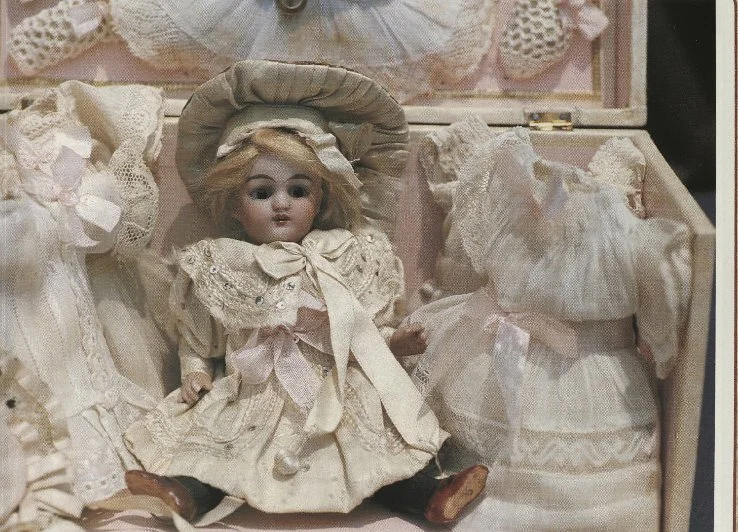 Выкройки одежды (куклы) Doll Costuming 2003 v.11 - миниатюра 9