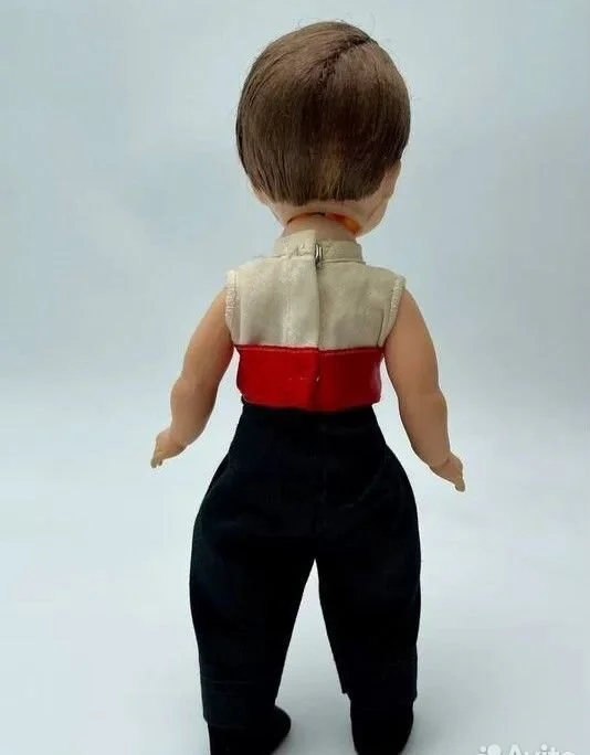 Винтажная кукла Madame Alexander Spanish Boy doll - миниатюра 8