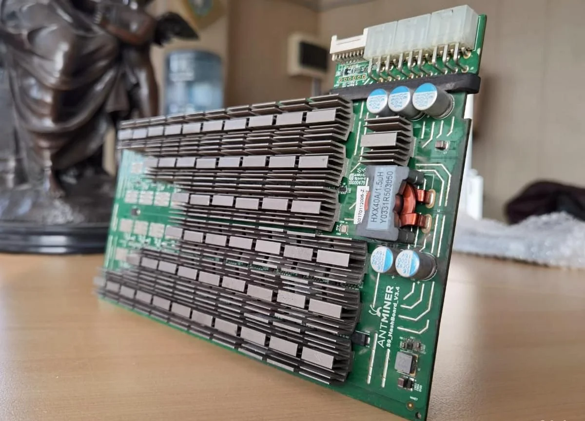 Хэшплата Antminer S9 / S9i Bitmain Ростов - миниатюра 4