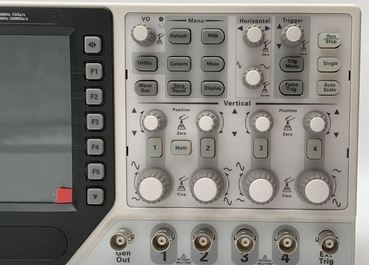 Осциллограф Hantek DSO4104C 4 канала 100мгц - миниатюра 3