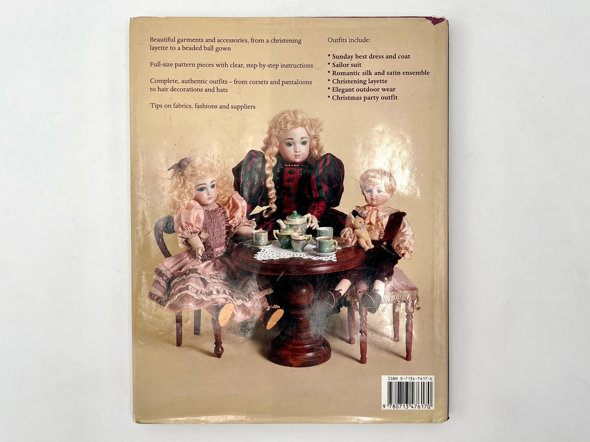 Энциклопедия одежды фарфоровых кукол Maxine Henry - миниатюра 11