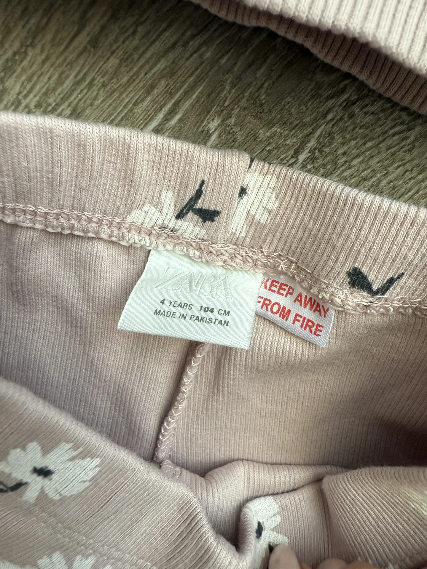 Костюм Zara для девочки 104 - миниатюра 3