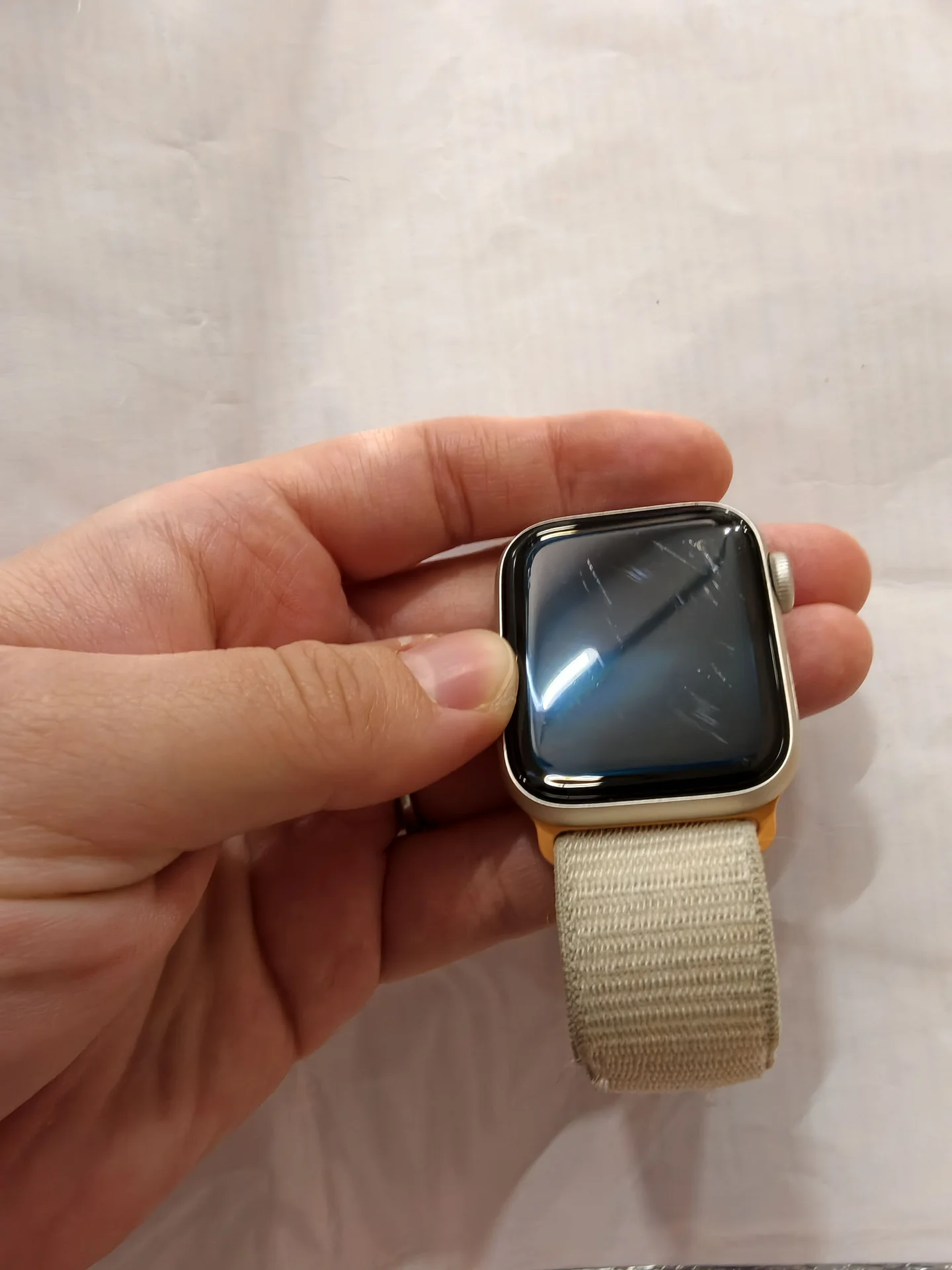 Часы apple watch se 40 mm starlight - миниатюра 2