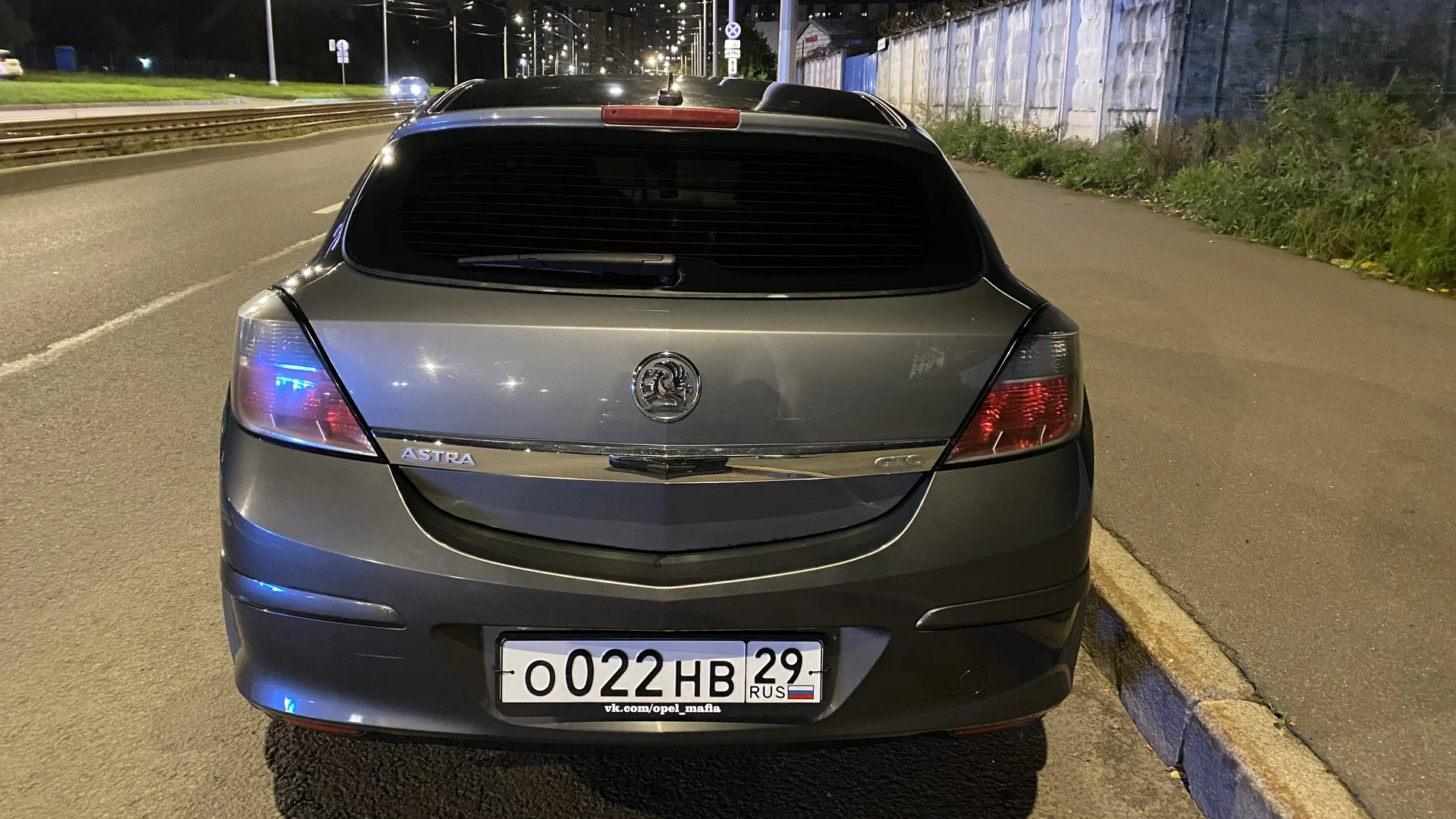 opel astra h - миниатюра 7