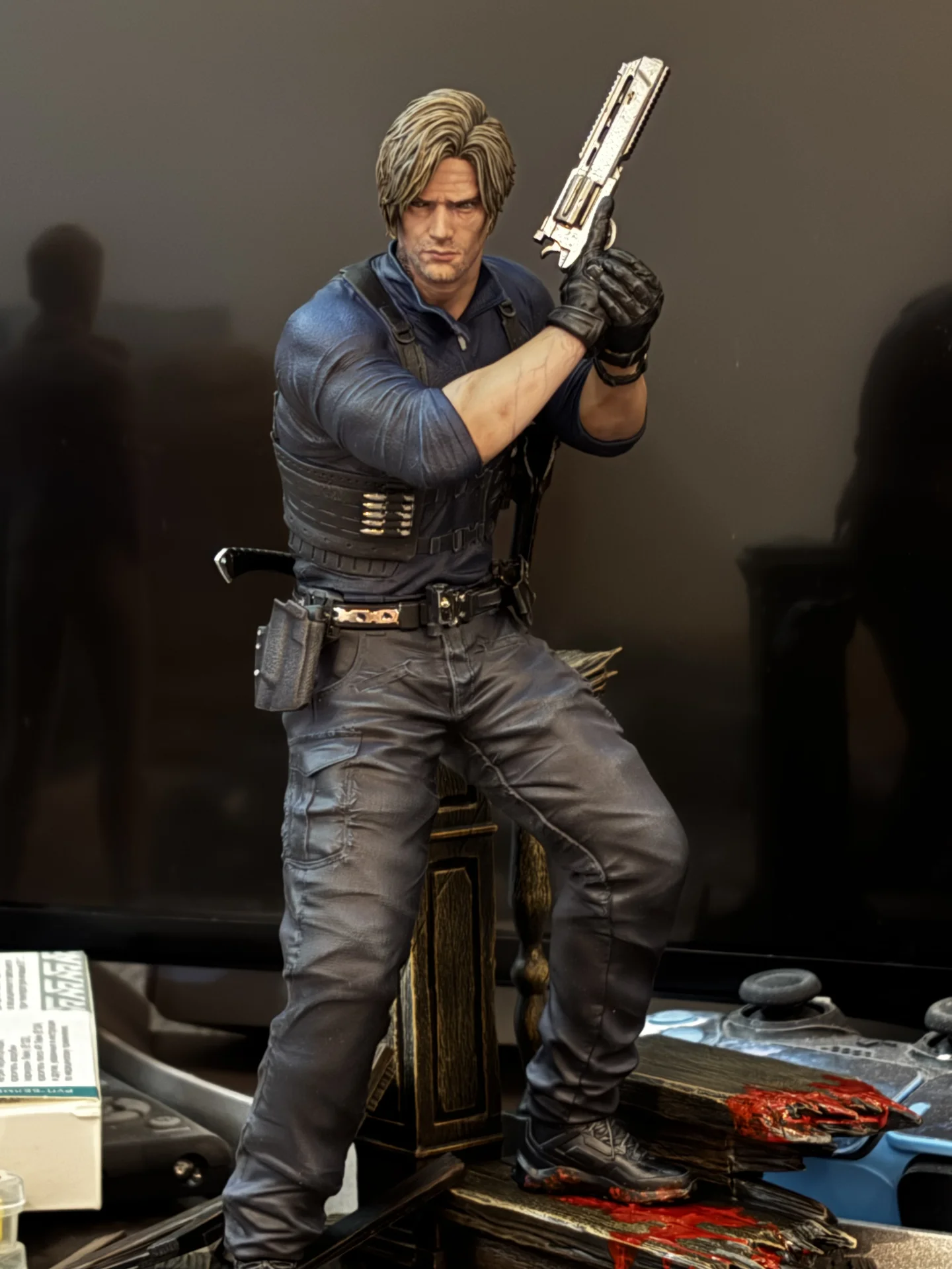 Фигурка Леон Кеннеди - (Resident Evil - миниатюра 5