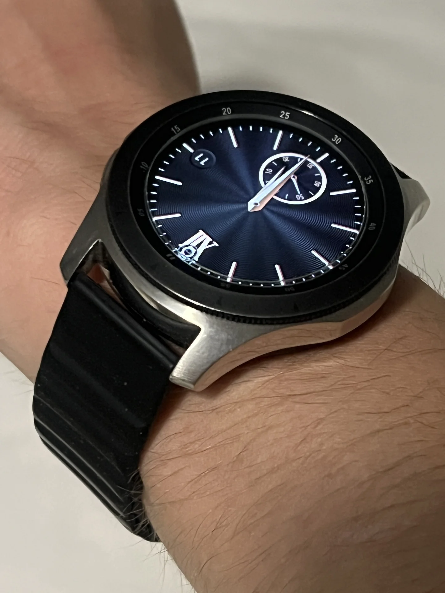 Samsung Galaxy Watch 46mm - изображение 1