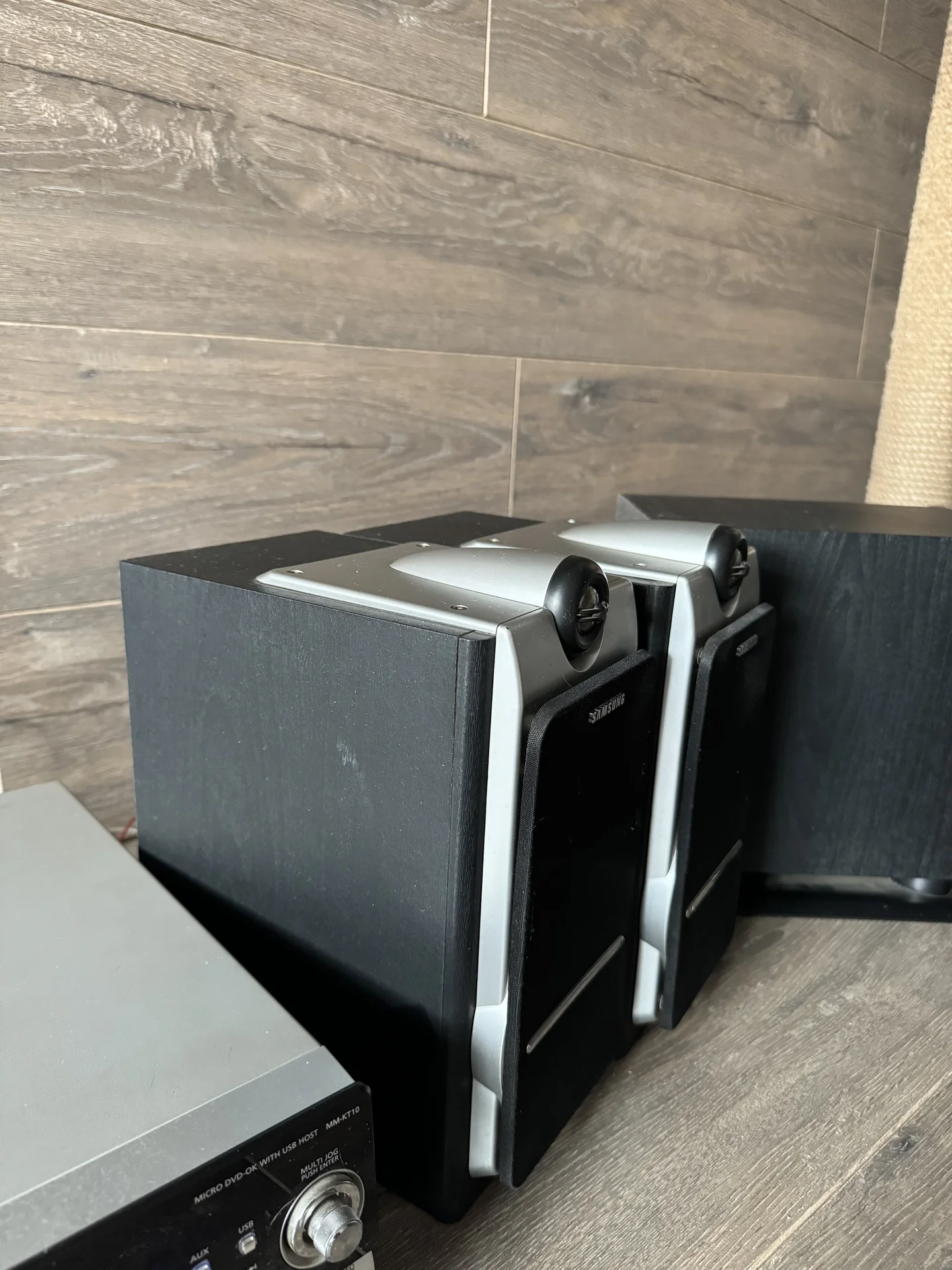 Музыкальный центр samsung mm-kt 10 - миниатюра 5