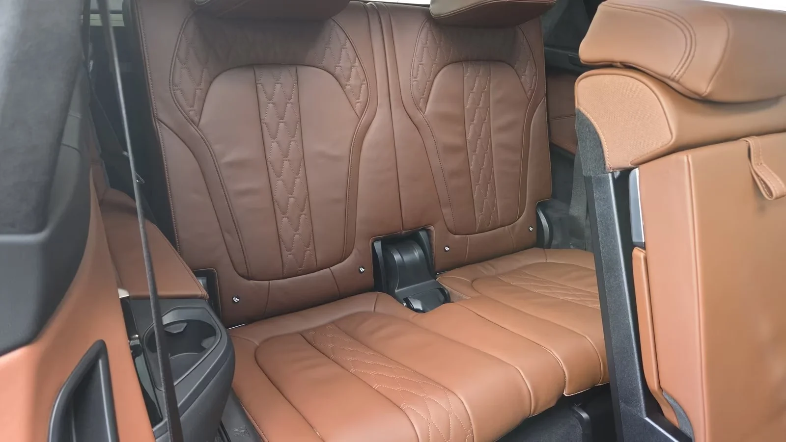 Продам BMW X7 40d M Sport PRO 2025г - миниатюра 7
