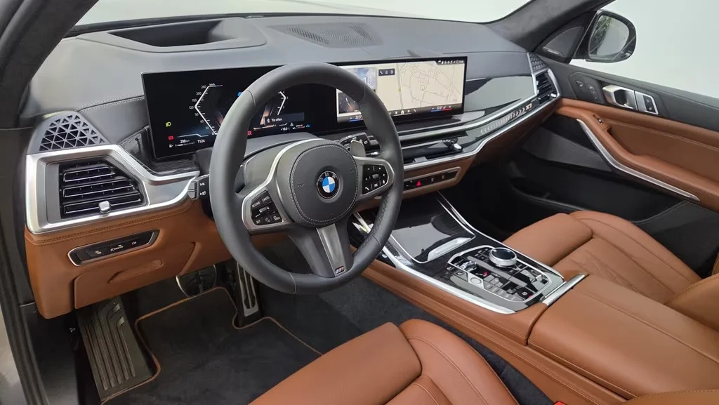 Продам BMW X7 40d M Sport PRO 2025г - миниатюра 13