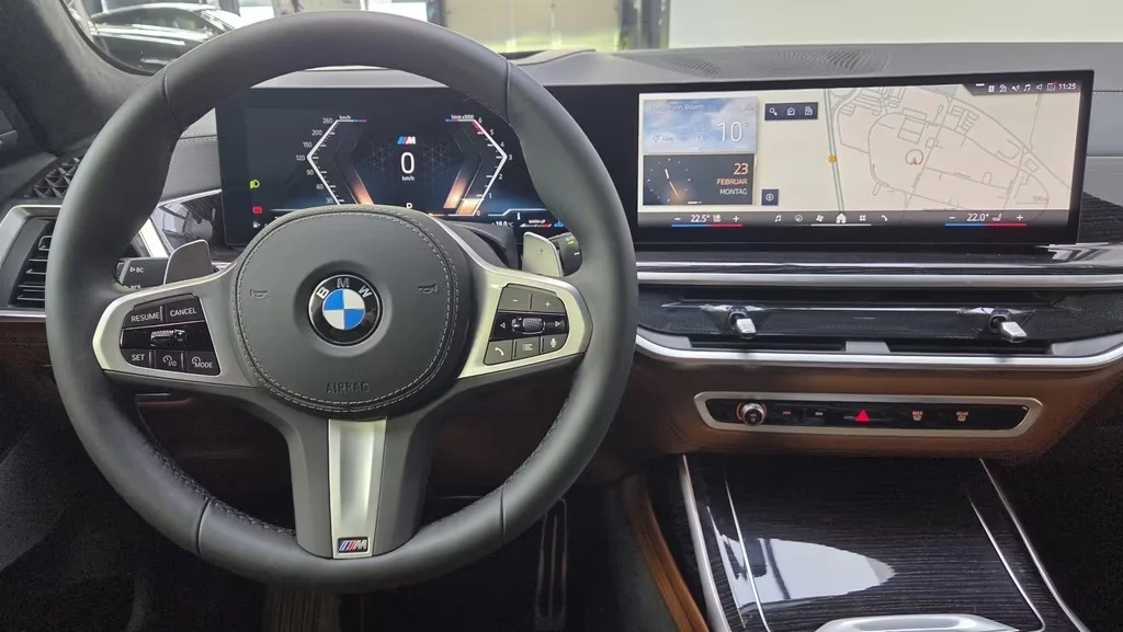 Продам BMW X7 40d M Sport PRO 2025г - миниатюра 14