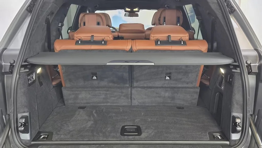 Продам BMW X7 40d M Sport PRO 2025г - миниатюра 28
