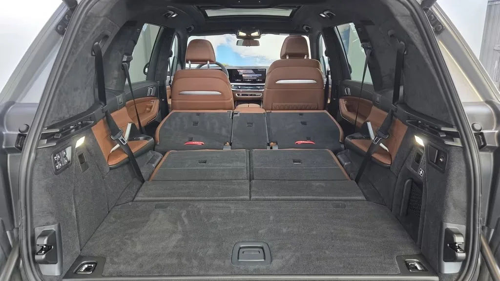 Продам BMW X7 40d M Sport PRO 2025г - миниатюра 30
