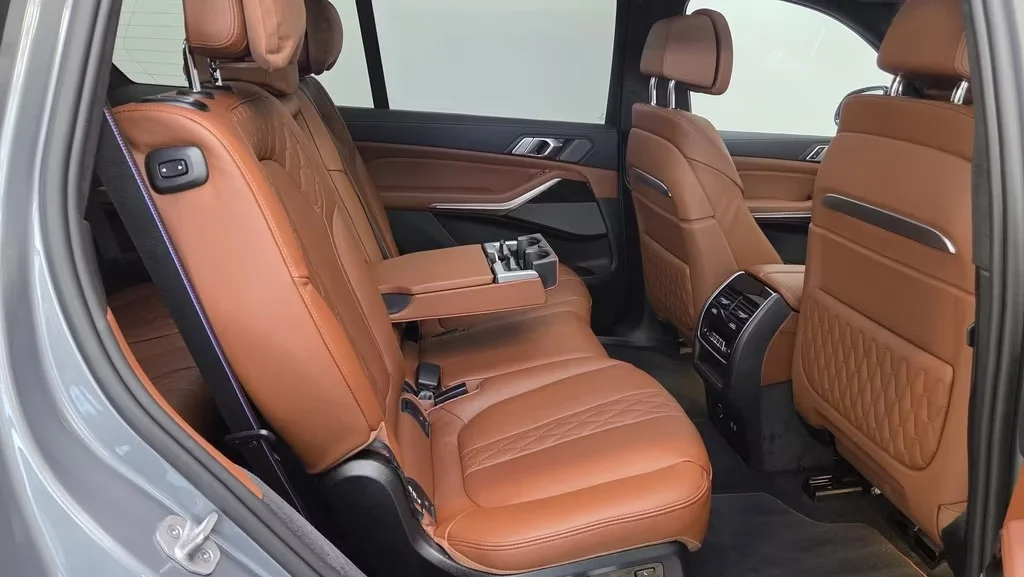 Продам BMW X7 40d M Sport PRO 2025г - миниатюра 33