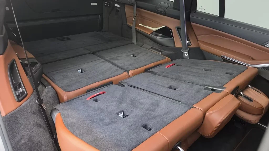 Продам BMW X7 40d M Sport PRO 2025г - миниатюра 35