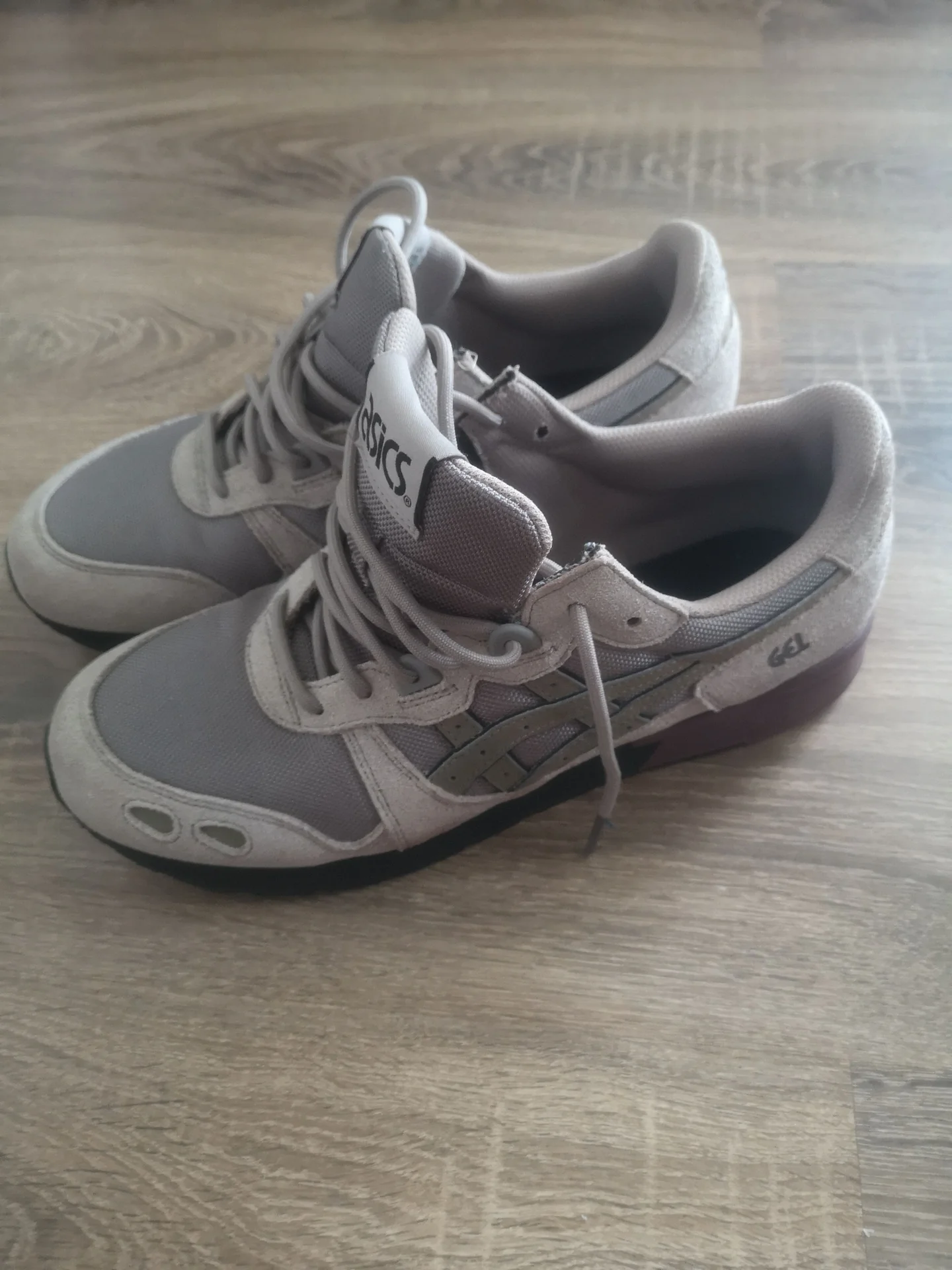 Кроссовки ASICS GEL - изображение 1