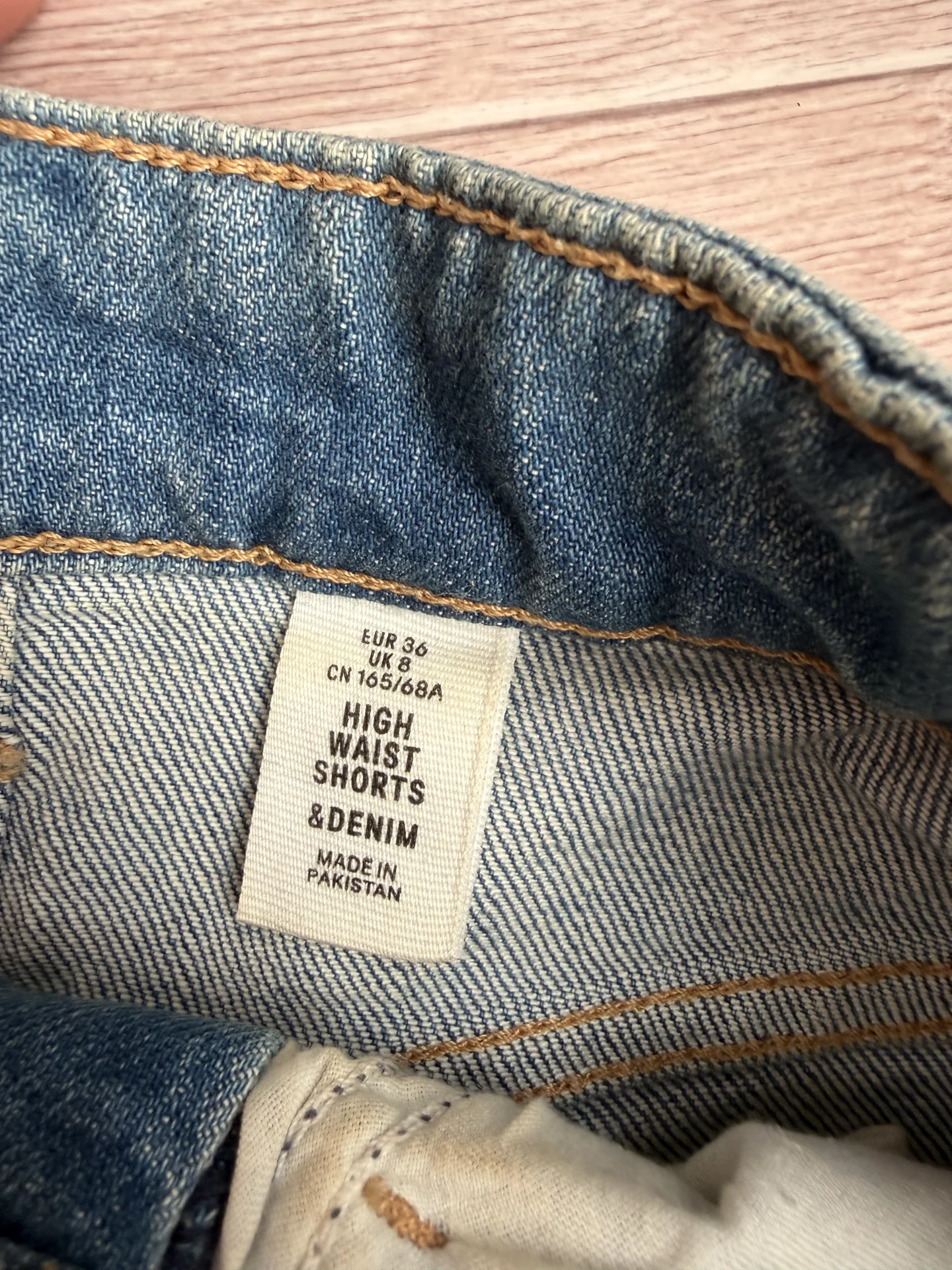 Шорты H&M - миниатюра 2