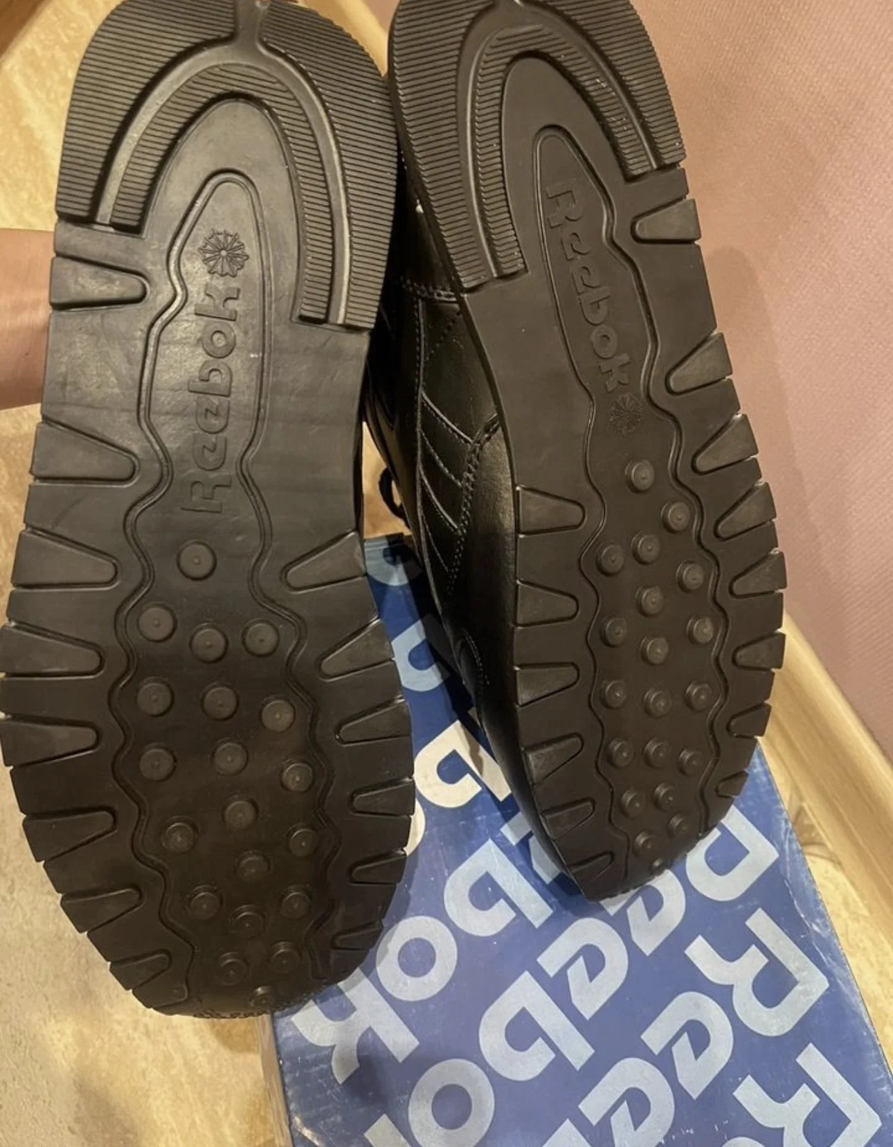 Кроссовки reebok classic - миниатюра 5