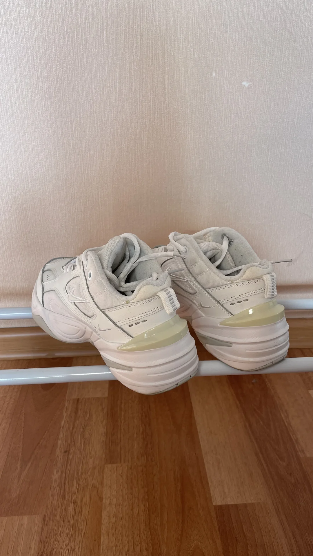 Кроссовки nike - миниатюра 2