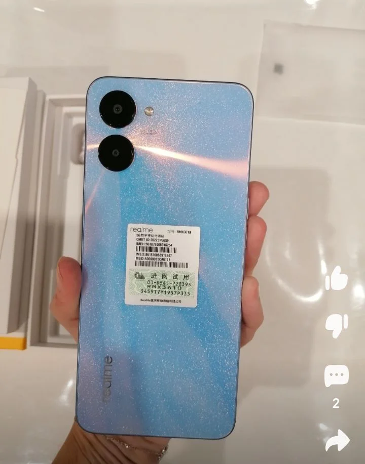 Realme v20 - миниатюра 3