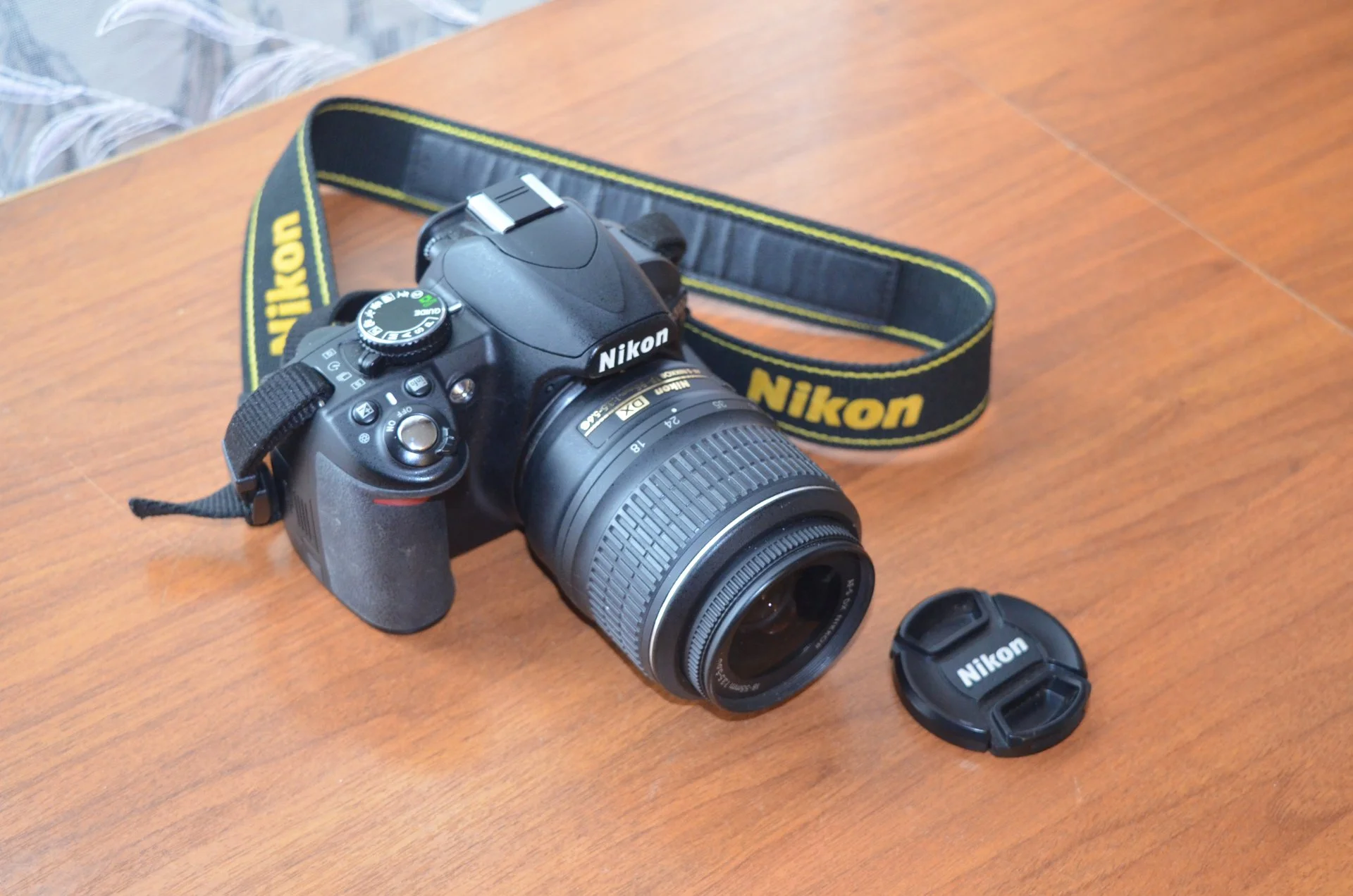 Фотоаппарат Nikon D3100 с зумом 18-55 мм - миниатюра 4