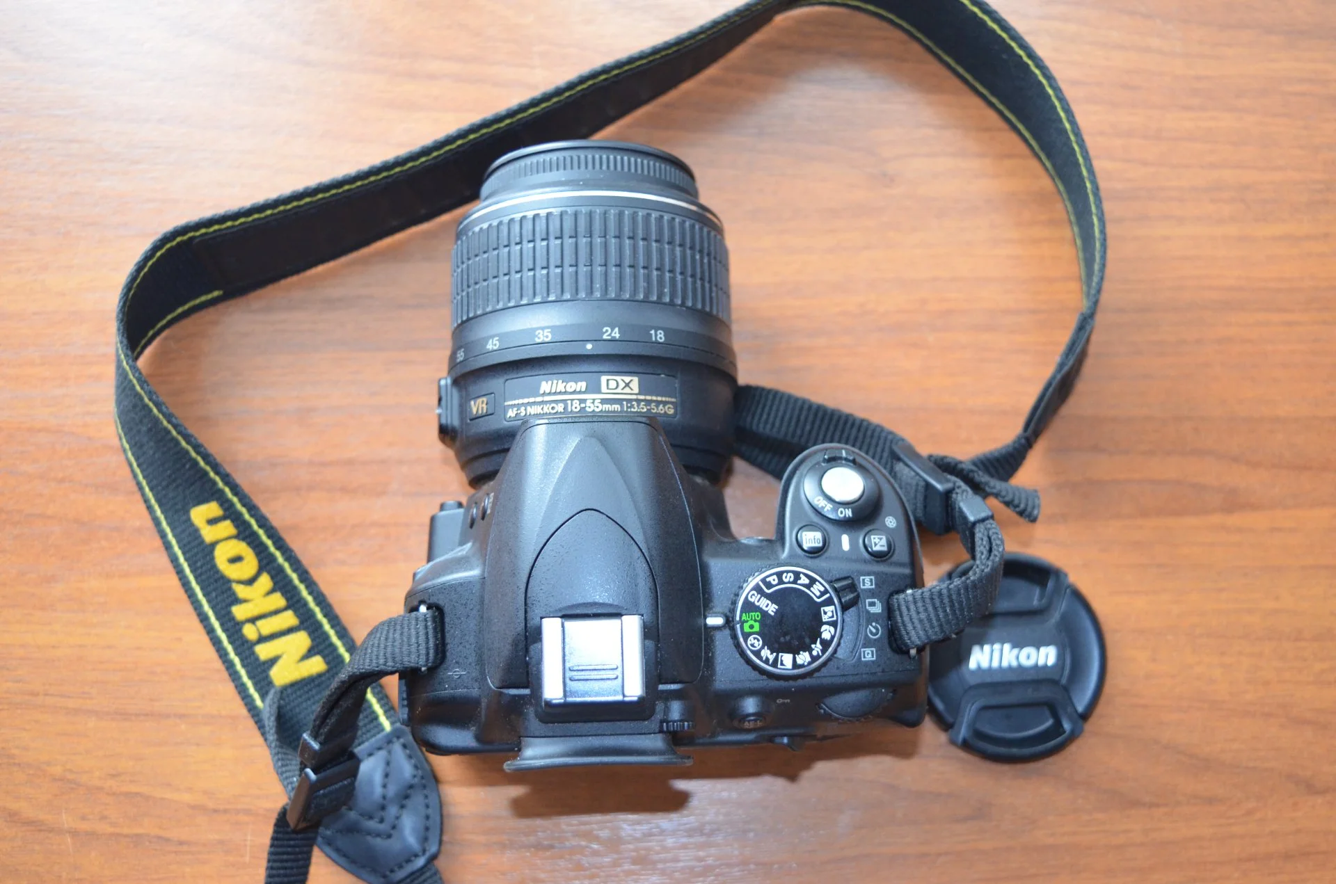 Фотоаппарат Nikon D3100 с зумом 18-55 мм - миниатюра 8