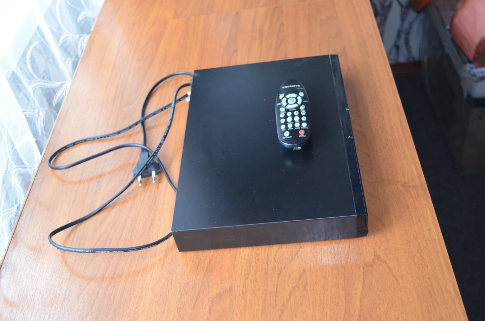 DVD плеер Samsung E-350 - миниатюра 4