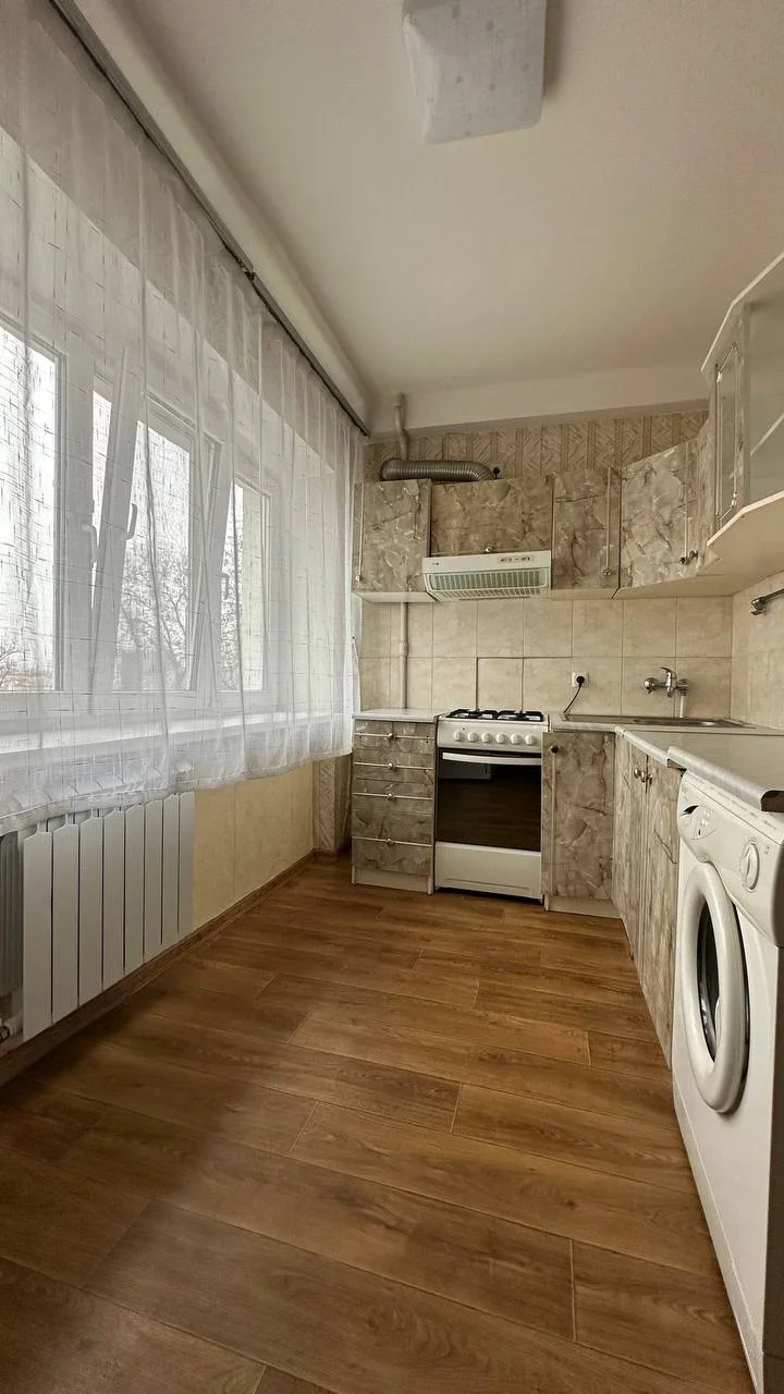 Продам 3 комнатную квартиру Донецк Ильича (район мед института) - миниатюра 6