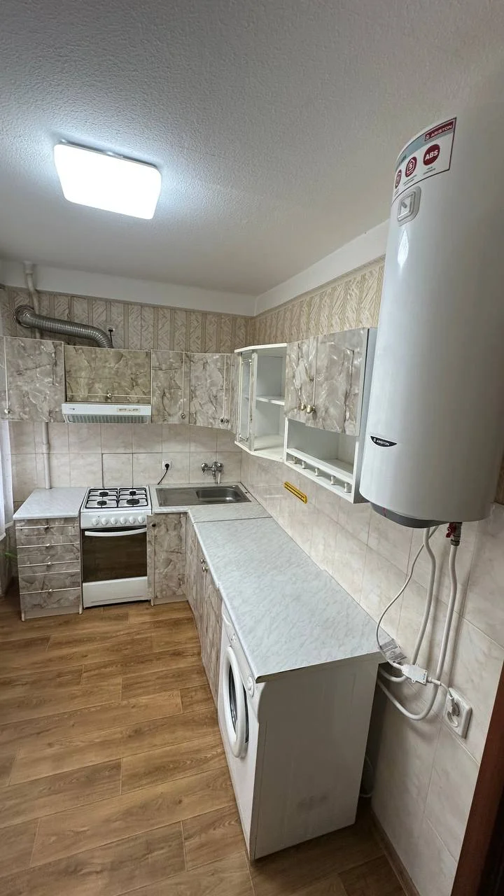 Продам 3 комнатную квартиру Донецк Ильича (район мед института) - миниатюра 7
