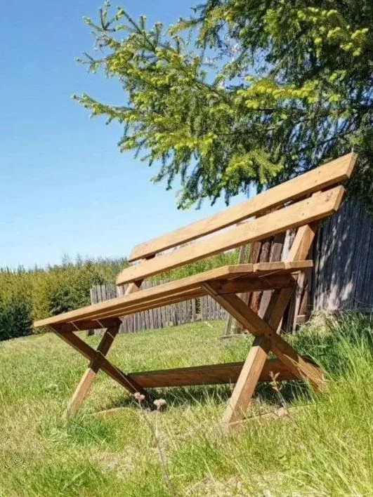 Садовая скамейка из чистого дерева - изображение 1